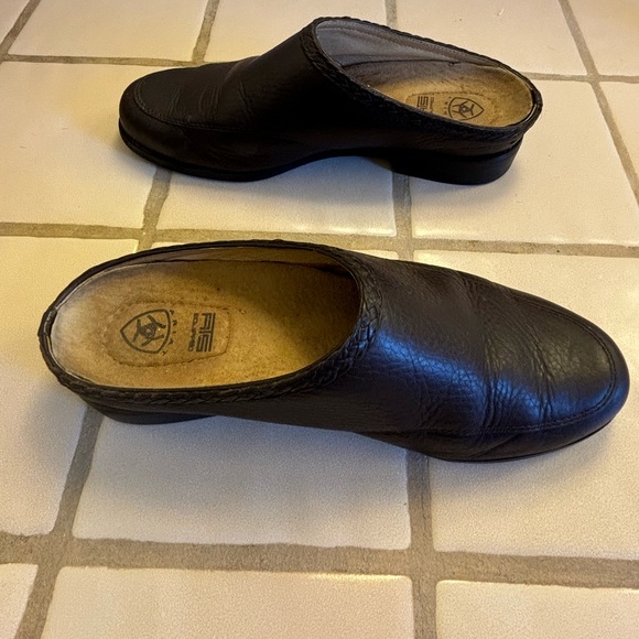 Ariat Women's Dark Brown Leather Clogs - Picture 1 of 2